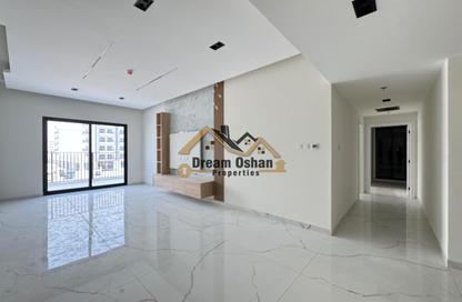 Apartment - 2 - 3 for rent in International City Phase 2 - Al Warsan 4 - Al Warsan - Dubai