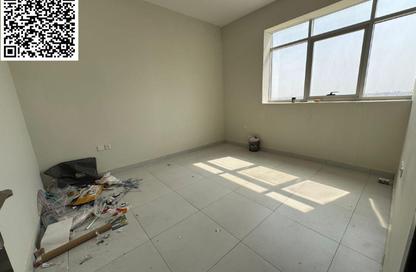 Apartment - 2 Bedrooms - 2 Bathrooms for rent in Al Jurf 3 - Al Jurf - Ajman Downtown - Ajman