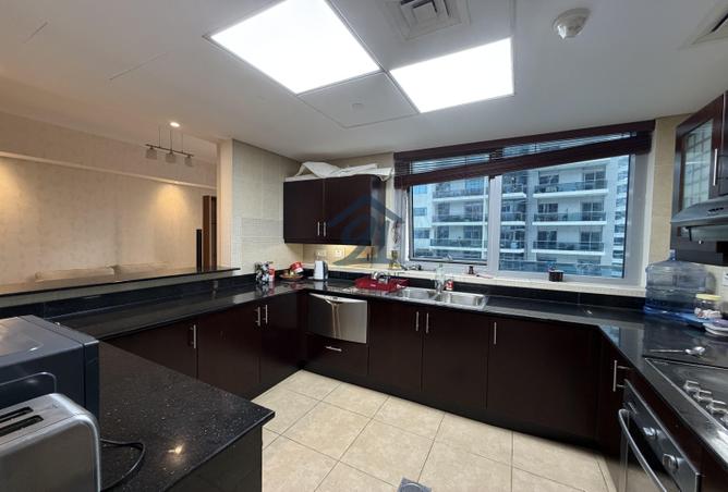 78183764 - Property Image 3