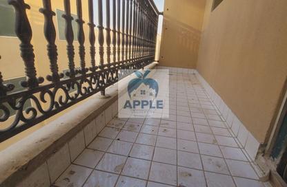 Apartment - 2 Bedrooms - 2 Bathrooms for rent in Muwailih Building - Muwaileh - Sharjah