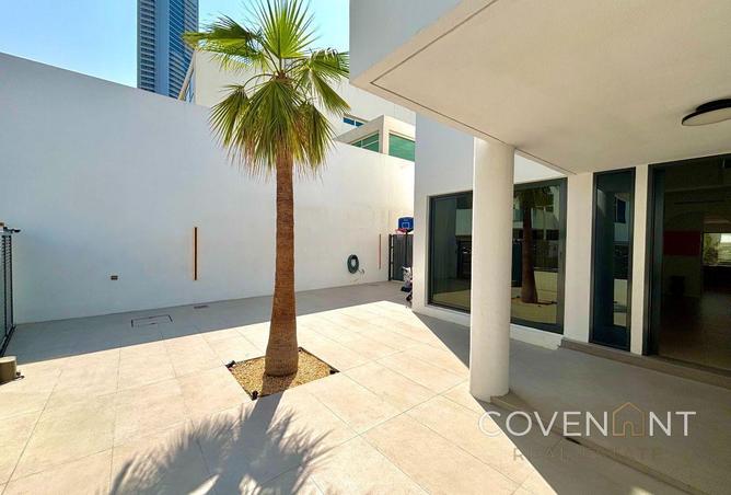 16327260 - Property Image 3