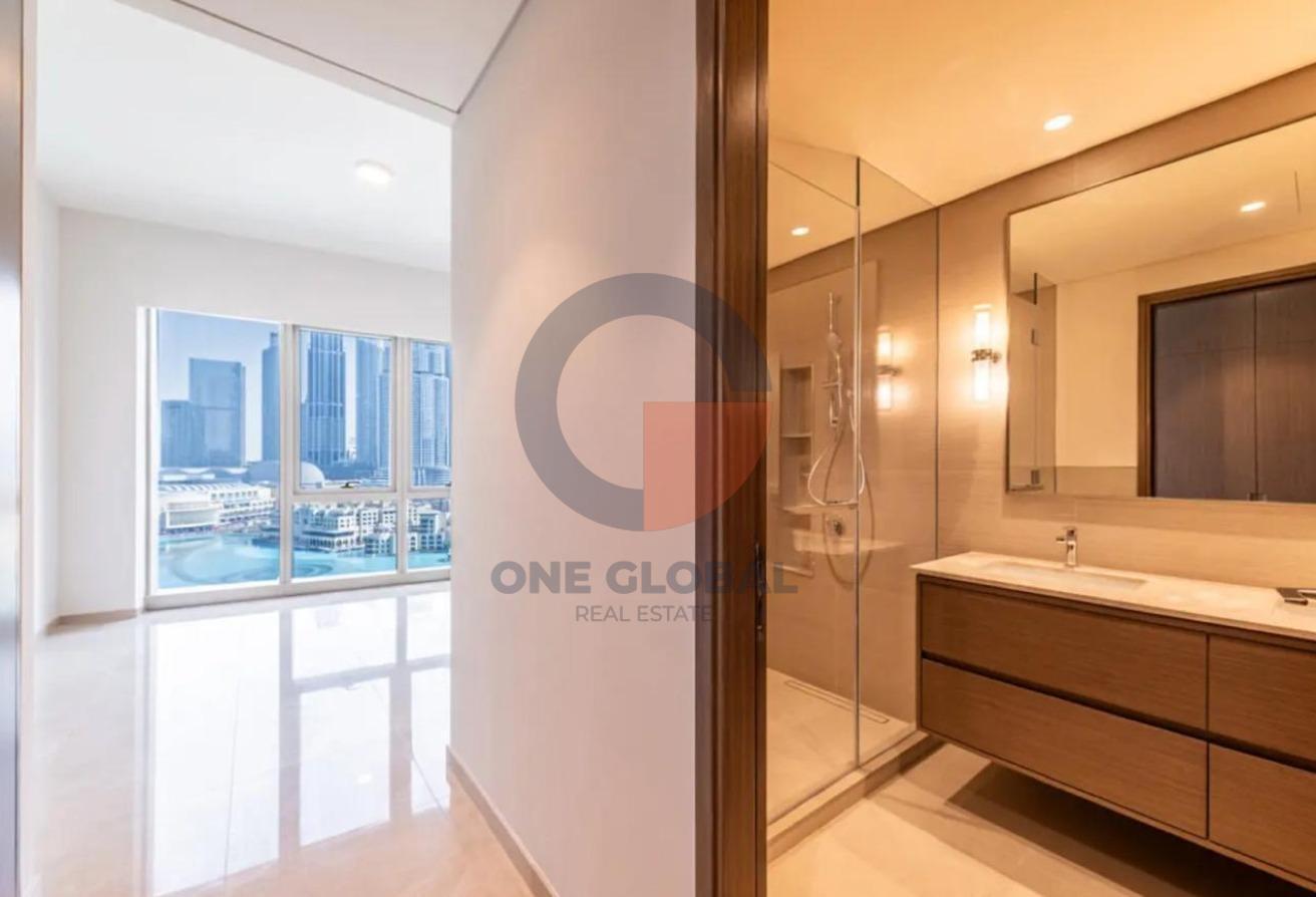 Burj and Fountain View | Prime Location | Spacious photo 9