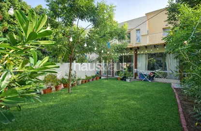 فيلا - 3 غرف نوم - 3 حمامات للبيع في الينابيع 7 - الينابيع - دبي