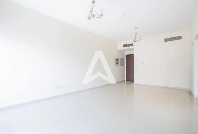 98709288 - Property Image 3