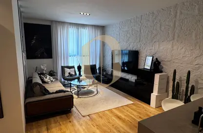 Apartment - 1 Bedroom - 2 Bathrooms for sale in Injazzat Residence - Meydan Avenue - Meydan - Dubai