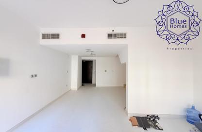 Villa - 4 - 6 for rent in Seasons Summer Townhouses - Summer - Seasons Community - District 15 - Jumeirah Village Circle - Dubai