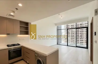 Apartment - 2 Bedrooms - 2 Bathrooms for rent in Azizi Riviera Beachfront Tower B - Azizi Riviera Beachfront - Azizi Riviera - Meydan One - Meydan - Dubai