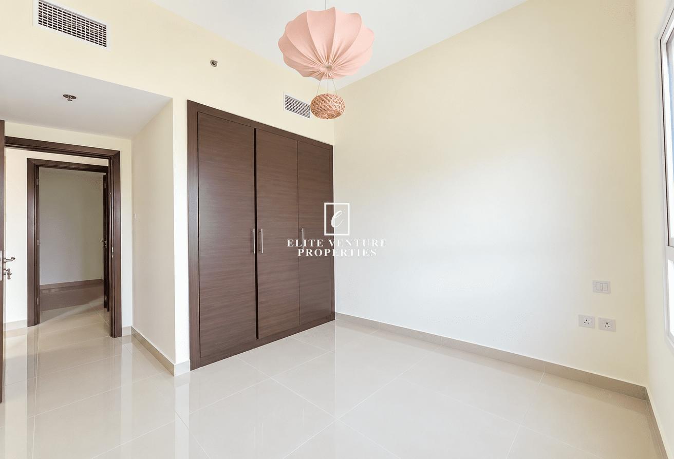 LARGE BALCONY | SPACIOUS LAYOUT | PREMIUM LIVING photo 7