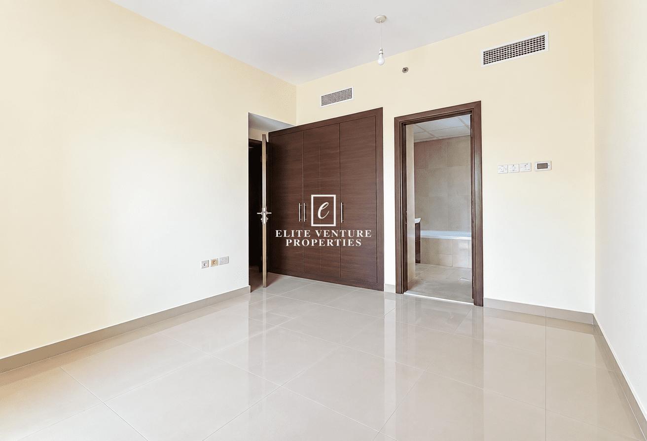 LARGE BALCONY | SPACIOUS LAYOUT | PREMIUM LIVING photo 5