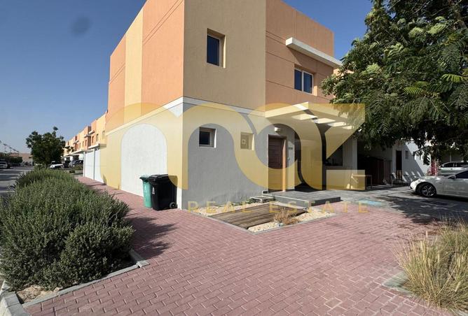 98240296 - Property Main Image