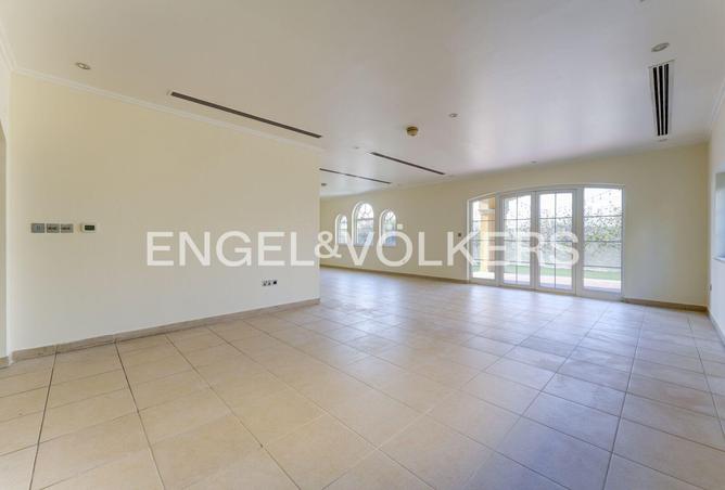 62869419 - Property Image 3