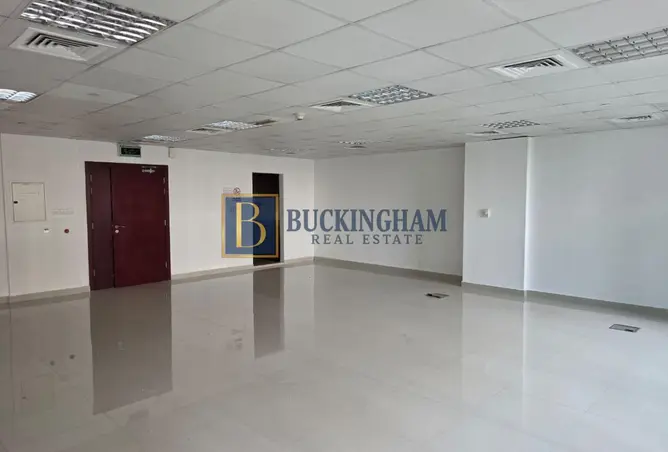 155528603 - Property Image 3