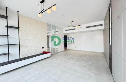 Apartment - 2 Bedrooms - 3 Bathrooms for rent in Deansgate By Ade - Majan - Dubai Land - Dubai