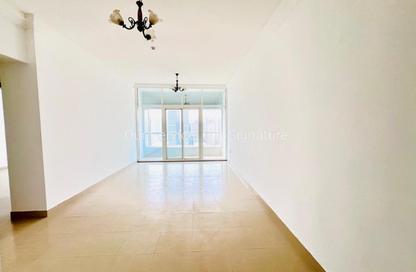 Apartment - 1 - 2 for rent in New Al Taawun Road - Al Taawun - Sharjah Apartment - 1 - 2 for rent in New Al Taawun Road - Al Taawun - Sharjah