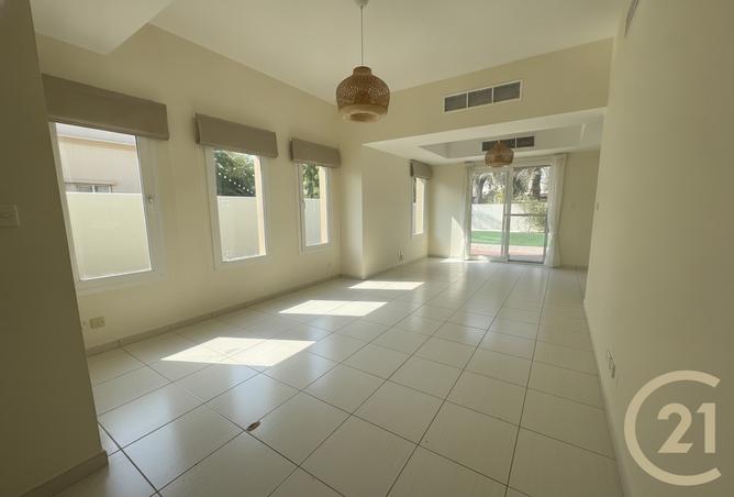 132007583 - Property Image 3