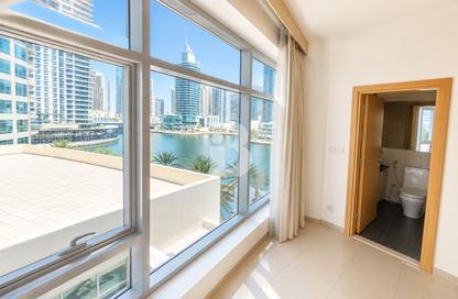 Apartment - 1 Bedroom - 2 Bathrooms for rent in Fairfield Tower - Park Island - Dubai Marina - Dubai