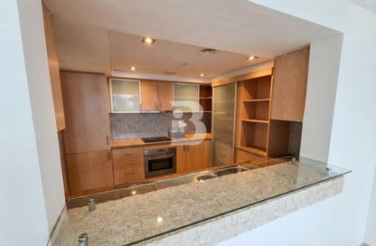 Apartment - 1 Bedroom - 2 Bathrooms for rent in Fairfield Tower - Park Island - Dubai Marina - Dubai