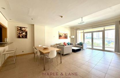 Apartment - 1 Bedroom - 2 Bathrooms for rent in Al Das - Shoreline Apartments - Palm Jumeirah - Dubai