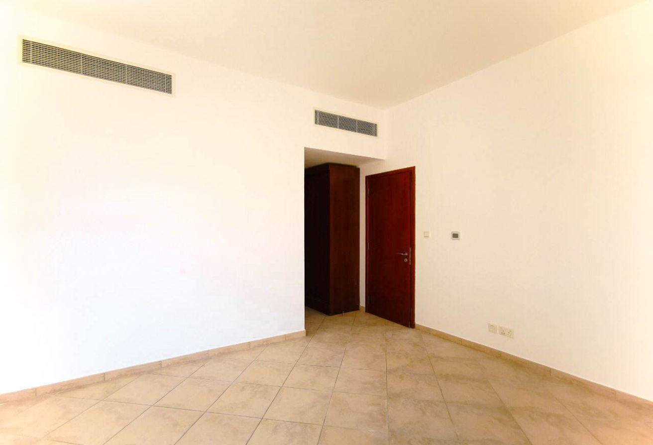 Community Expert | Vacant Now | Premium Unit photo 6