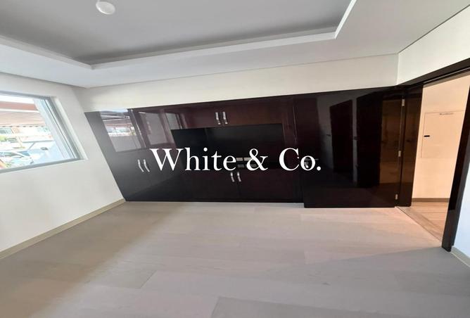 93573930 - Property Image 2
