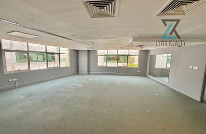 Office Space - Studio - 1 for rent in API Al Diyafah Building - Jumeirah 1 - Jumeirah - Dubai Office Space - Studio - 1 for rent in API Al Diyafah Building - Jumeirah 1 - Jumeirah - Dubai