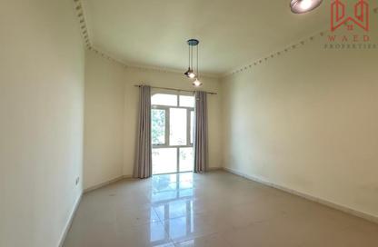 Villa - 4 Bedrooms - 5 Bathrooms for rent in Al Jafiliya Villas - Al Jafiliya - Dubai