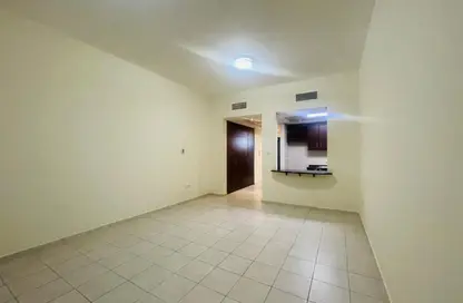 Apartment - 1 Bathroom for rent in Building 184 - Mogul Cluster - Discovery Gardens - Dubai Apartment - 1 Bathroom for rent in Building 184 - Mogul Cluster - Discovery Gardens - Dubai