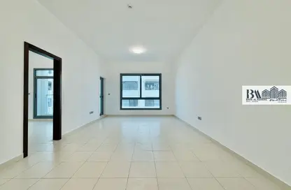 شقة - 2 غرف نوم - 3 حمامات للايجار في المرقبات - ديرة - دبي