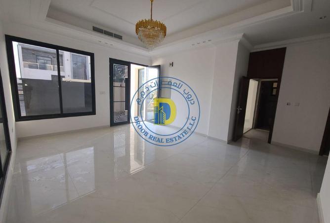 63279418 - Property Image 3