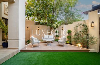 Apartment - 3 Bedrooms - 3 Bathrooms for sale in Zanzebeel 4 - Zanzebeel - Old Town - Downtown Dubai - Dubai