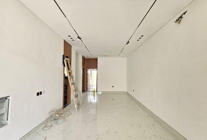 80249631 - Property Image 2