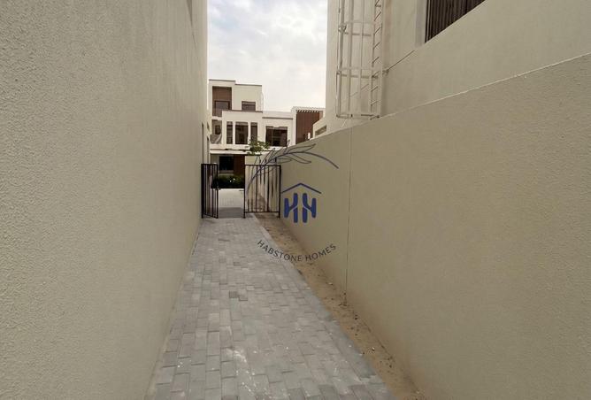 98264567 - Property Image 2