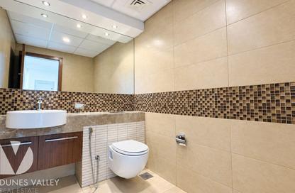 Apartment - 1 - 2 for rent in Downtown Dubai - Dubai