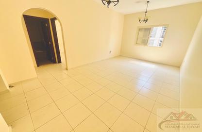 Apartment - 1 - 2 for rent in Muwaileh 29 Building - Muwaileh - Sharjah