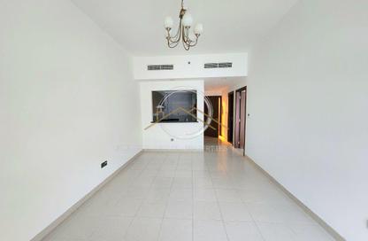 Apartment - 1 Bedroom - 2 Bathrooms for rent in Masaken Al Muraqqabat 06 - Al Muraqqabat - Deira - Dubai Apartment - 1 Bedroom - 2 Bathrooms for rent in Masaken Al Muraqqabat 06 - Al Muraqqabat - Deira - Dubai