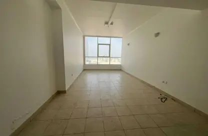 Apartment - 1 Bedroom - 2 Bathrooms for rent in Al Mamzar - Al Mamzar - Sharjah - Sharjah