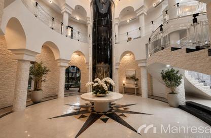 Villa - 7+ Bedrooms - 7 Bathrooms for rent in Sector E - Emirates Hills - Dubai