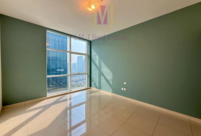 84076330 - Property Image 3