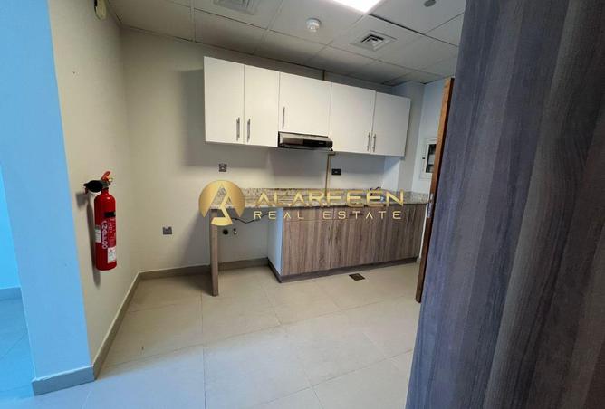 57766276 - Property Image 3