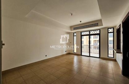 Apartment - 1 Bedroom - 2 Bathrooms for sale in Kamoon 1 - Kamoon - Old Town - Downtown Dubai - Dubai