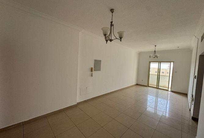 58571485 - Property Image 3
