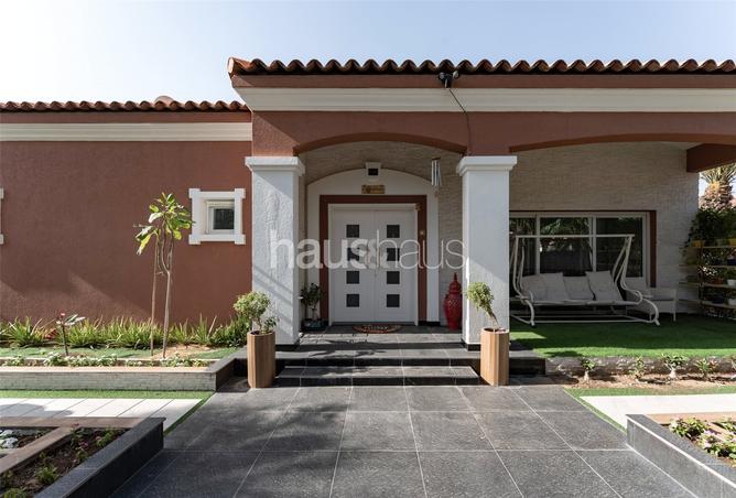 Extended 4BR Bungalow | Renovated Throughout — photo 3