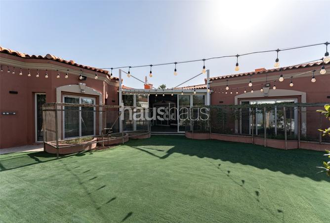 Extended 4BR Bungalow | Renovated Throughout — photo 2
