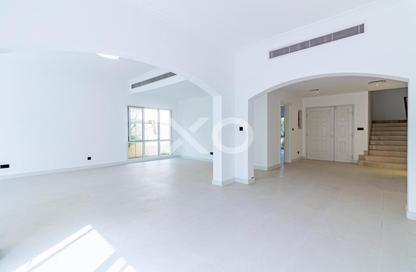 Villa - 5 Bedrooms - 5 Bathrooms for rent in Meadows 4 - Meadows - Dubai