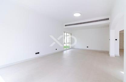 Villa - 5 Bedrooms - 5 Bathrooms for rent in Meadows 4 - Meadows - Dubai