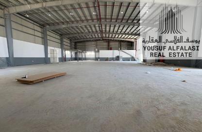 Warehouse - Studio - 2 Bathrooms for rent in Umm Al Thuoob - Umm Al Quwain