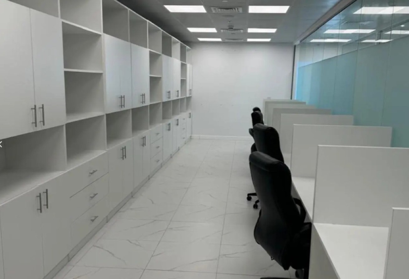 Canal View | Spacious Office | High Floor