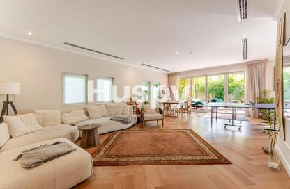 Villa - 3 - 4 for sale in District 7 - Jumeirah Park - Dubai