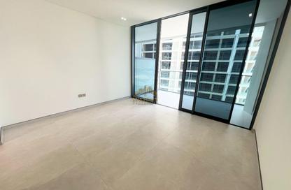 Apartment - Studio - 1 for rent in Binghatti Ghost - Dubai Healthcare City 2 - Al Jaddaf - Dubai Apartment - Studio - 1 for rent in Binghatti Ghost - Dubai Healthcare City 2 - Al Jaddaf - Dubai