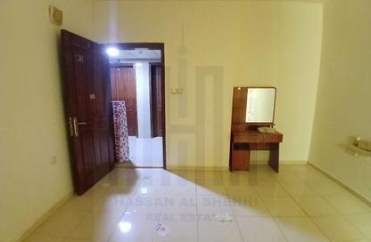 Apartment - Studio - 1 for rent in Fire Station Road - Muwaileh - Sharjah